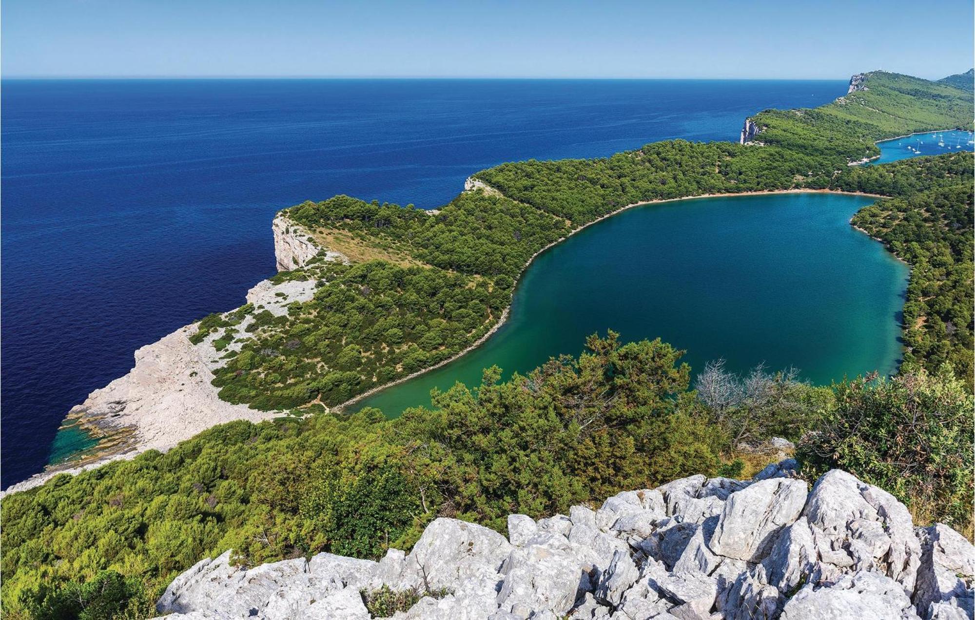 Amazing Home In Kornati With House Sea View Vrulje  Exterior photo